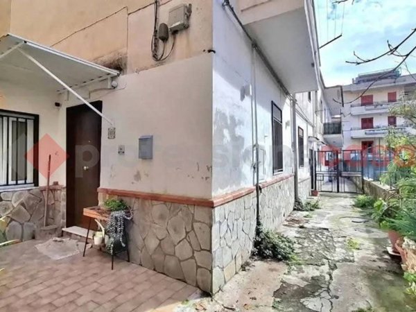 casa indipendente in vendita a Sarno