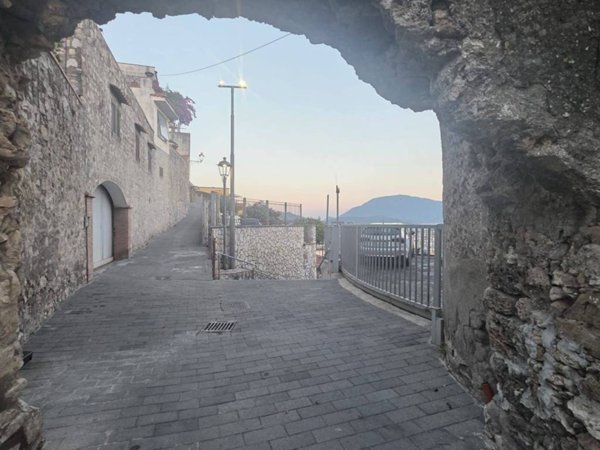 casa indipendente in vendita a Sarno