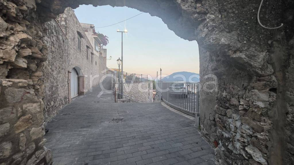 casa indipendente in vendita a Sarno