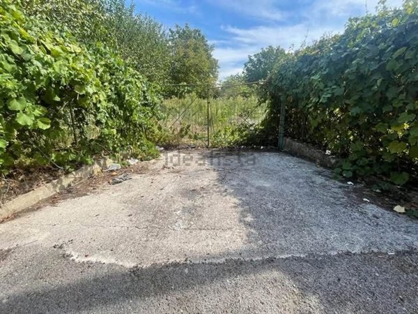 terreno agricolo in vendita a Sarno in zona Foce