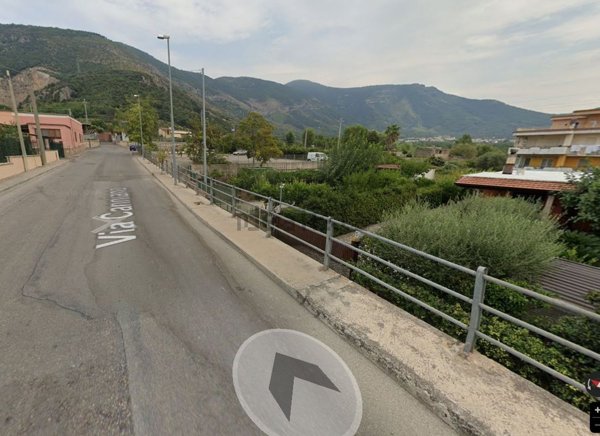 terreno in vendita a Sarno in zona Foce