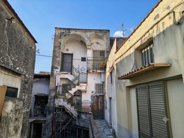 casa indipendente in vendita a Sarno