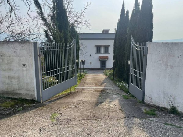 casa indipendente in vendita a Sarno in zona Episcopio