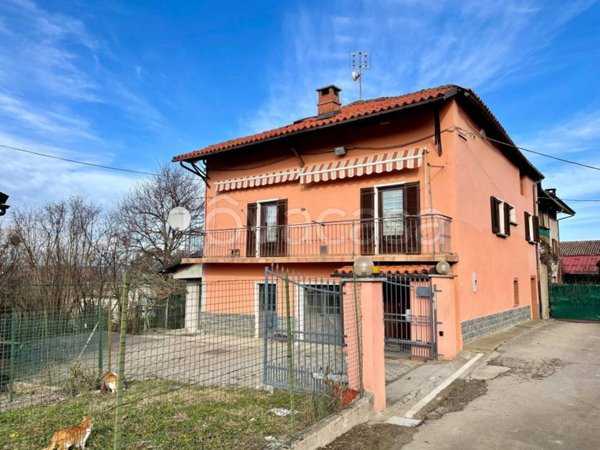 casa indipendente in vendita a Clavesana in zona San Bartolomeo