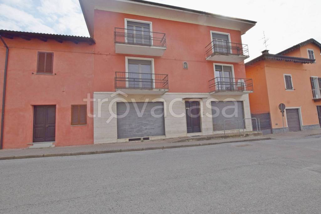 casa indipendente in vendita a Clavesana in zona Madonna della Neve