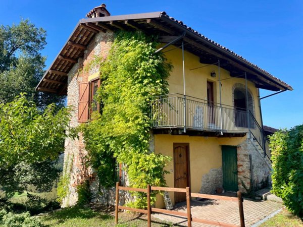 casa indipendente in vendita a Clavesana