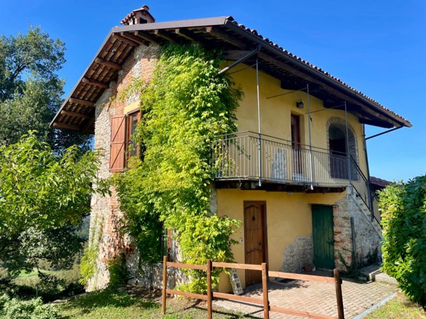 casa indipendente in vendita a Clavesana
