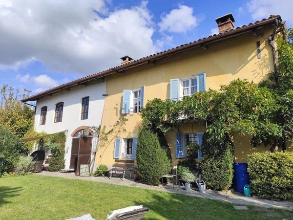 casa indipendente in vendita a Clavesana