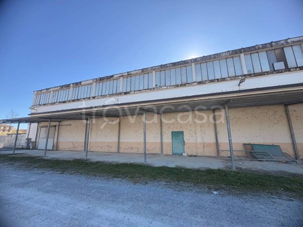 locale commerciale in vendita a Clavesana in zona Madonna della Neve