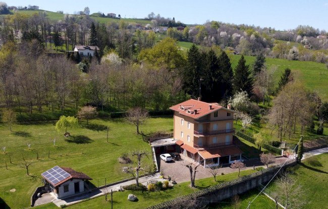 casa indipendente in vendita a Clavesana
