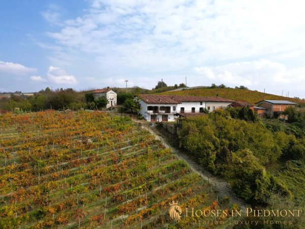 casale in vendita a Clavesana