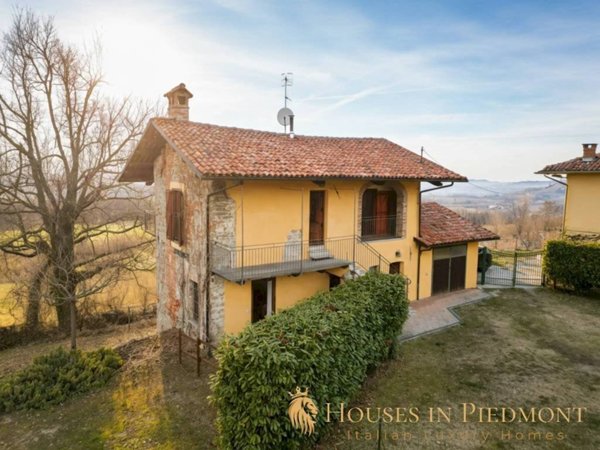 casa indipendente in vendita a Clavesana
