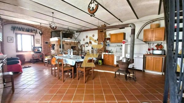 casa semindipendente in vendita a Clavesana