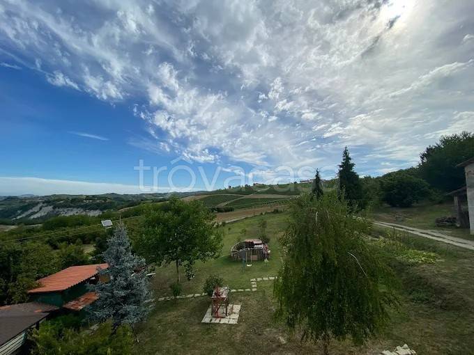 casa indipendente in vendita a Clavesana