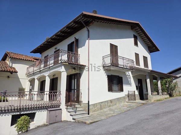casa indipendente in vendita a Clavesana in zona Madonna della Neve
