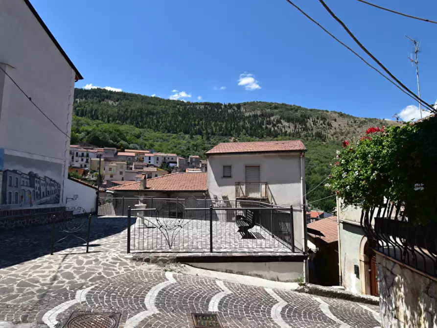 casa indipendente in vendita a Sassano