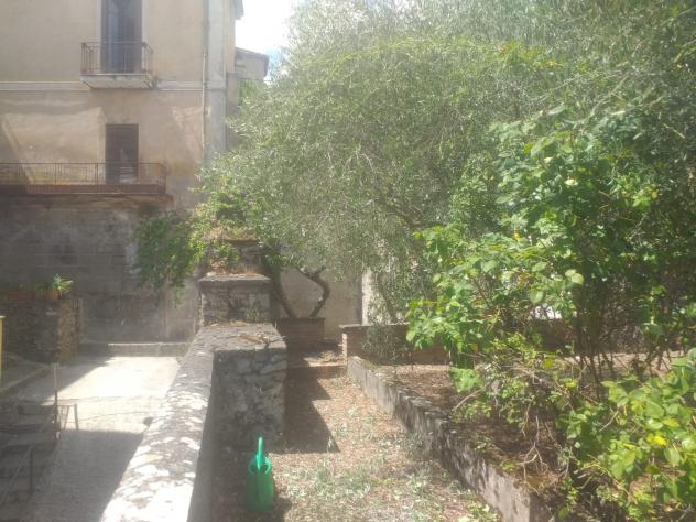 casa indipendente in vendita a Sassano