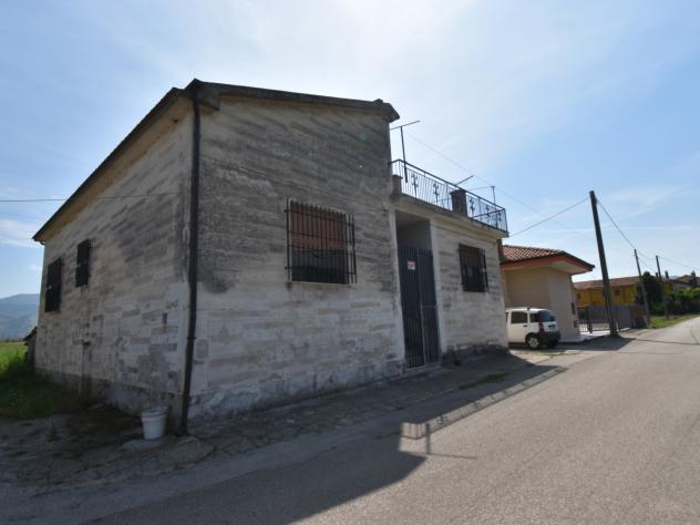 casa indipendente in vendita a Sassano in zona San Rocco/Silla