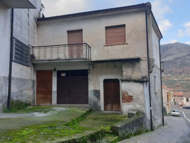 casa indipendente in vendita a Sassano