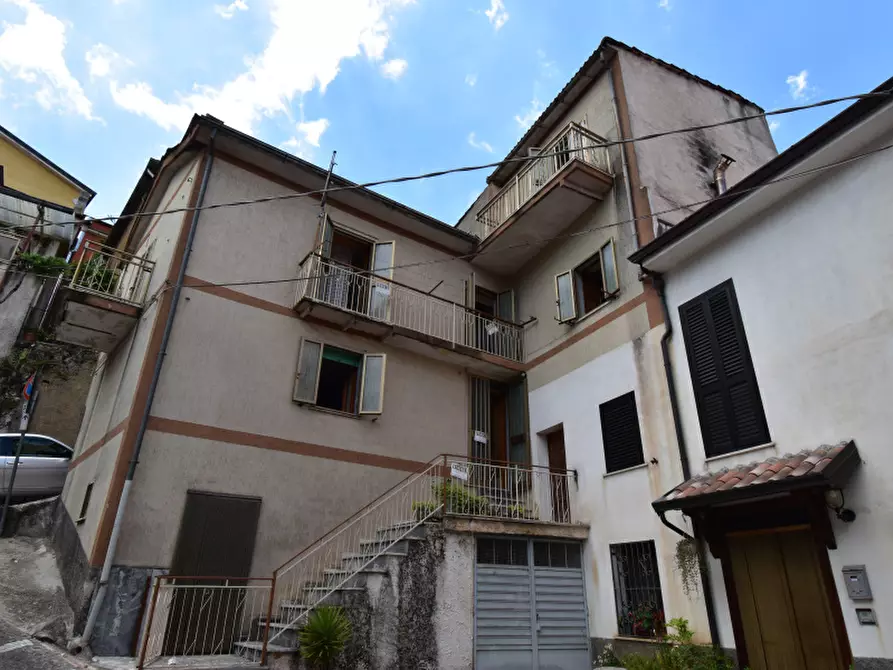 casa indipendente in vendita a Sassano