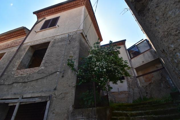 casa indipendente in vendita a Sassano