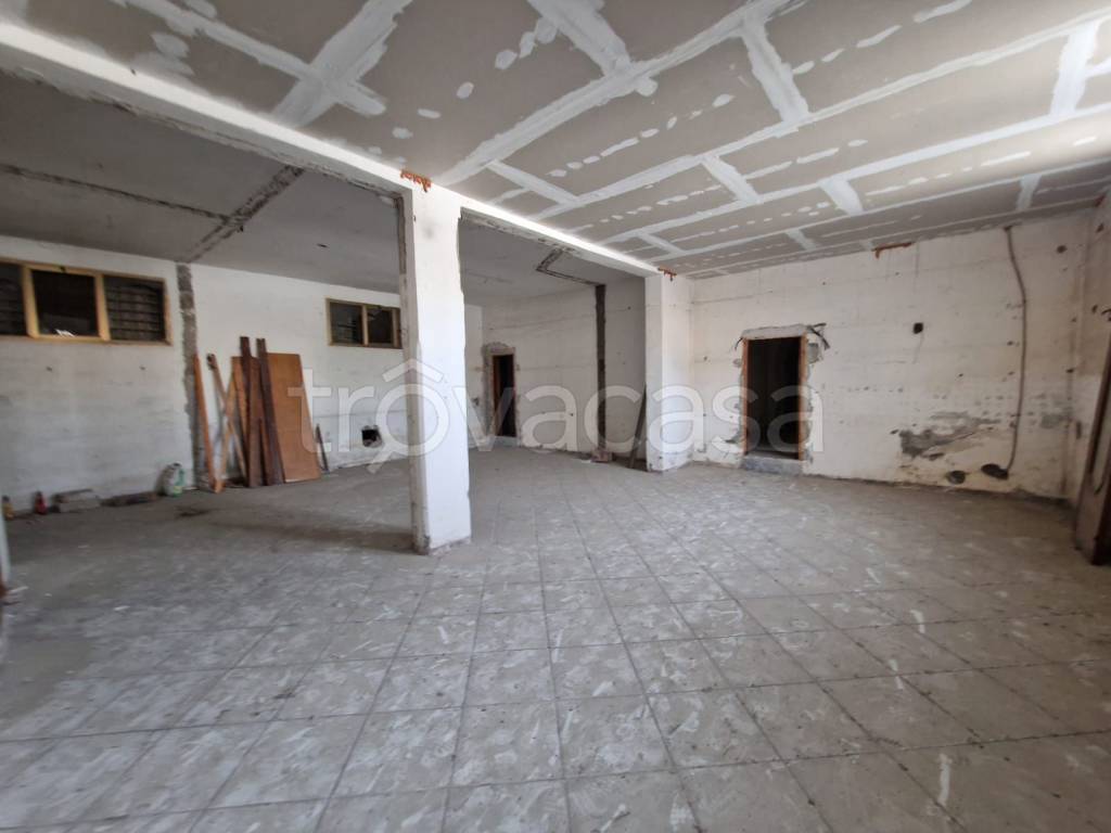 negozio in vendita a Scafati