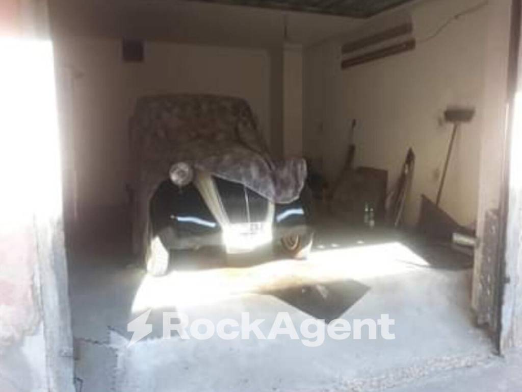 negozio in vendita a Scafati in zona Centro Città