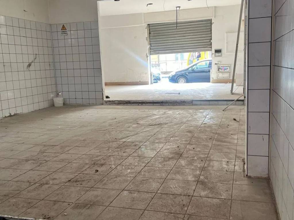 negozio in vendita a Scafati