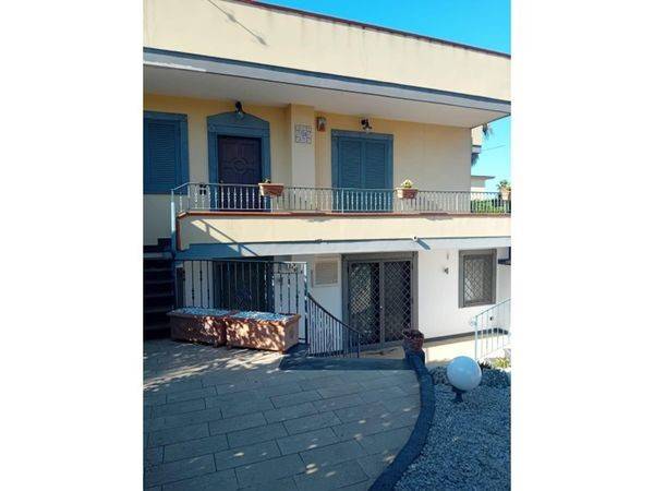 casa indipendente in vendita a Scafati