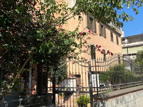 casa indipendente in vendita a Scafati in zona San Pietro