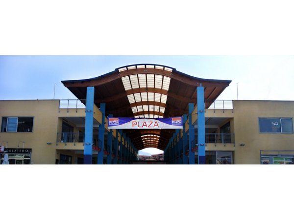 locale commerciale in vendita a Scafati