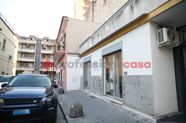 locale commerciale in vendita a Scafati in zona Centro Città