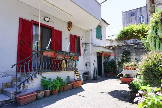 casa indipendente in vendita a Scafati in zona Centro Città