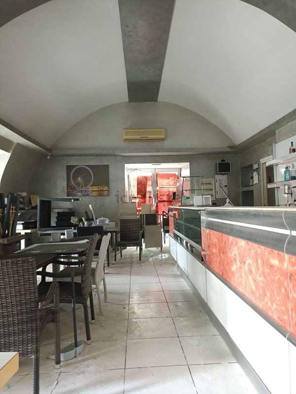 locale commerciale in vendita a Scafati in zona Centro Città