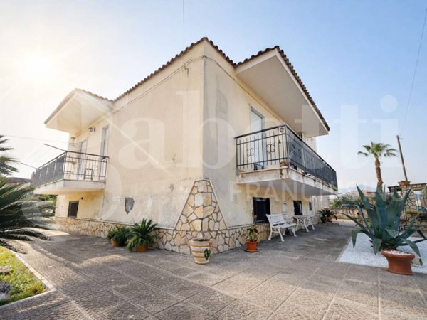 casa indipendente in vendita a Scafati