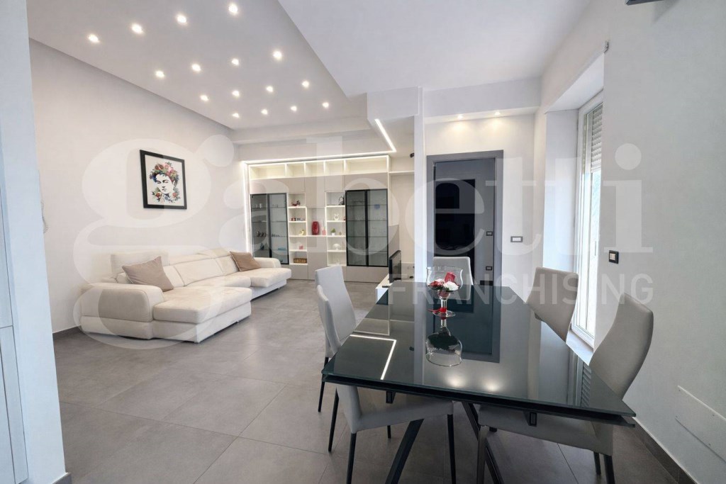 appartamento in vendita a Scafati in zona Centro Città