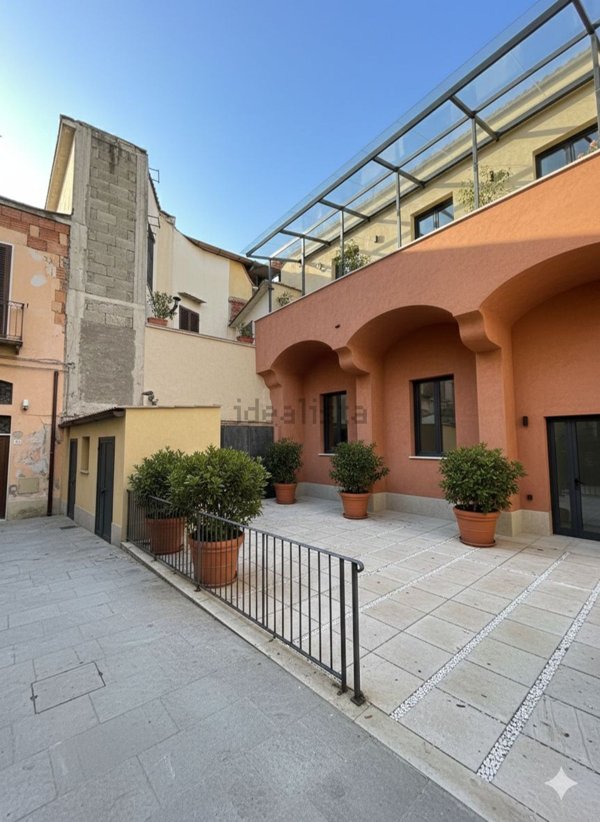esavano in vendita a Scafati