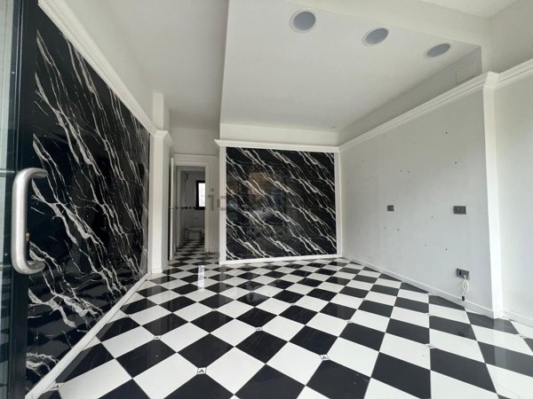 negozio in vendita a Scafati