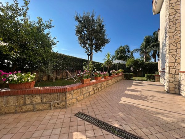 casa indipendente in vendita a Scafati in zona Berardinetti