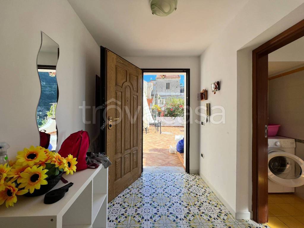 casa indipendente in vendita a Scala