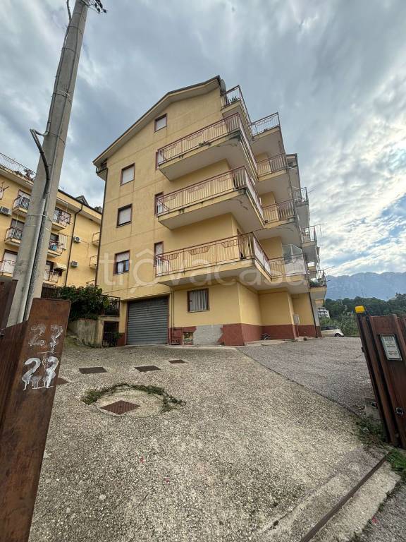 appartamento in vendita a Serre