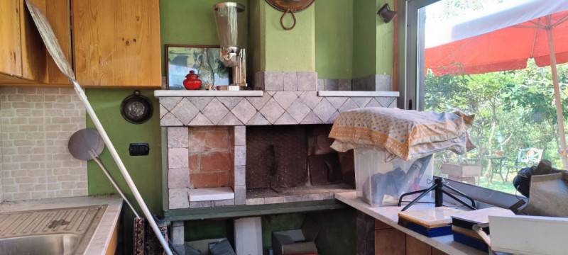 casa indipendente in vendita a Serre