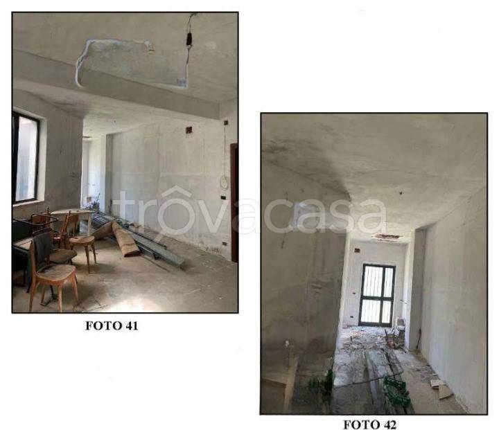 casa indipendente in vendita a Serre
