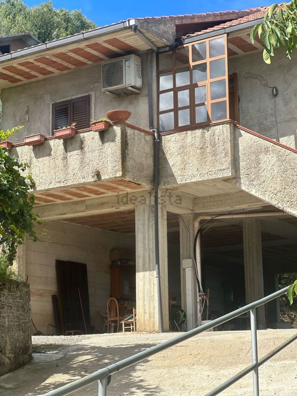 casa indipendente in vendita a Sessa Cilento