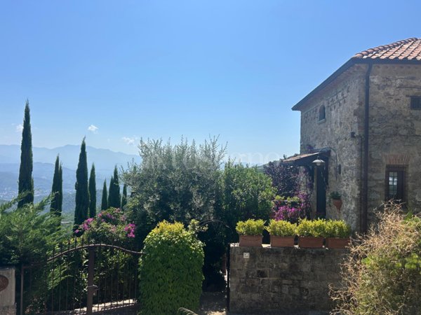 casa indipendente in vendita a Sessa Cilento