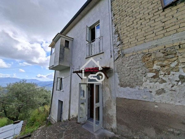 quadrivano in vendita a Sessa Cilento in zona San Mango