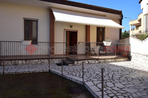 casa indipendente in vendita a Siano