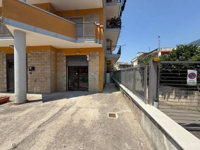 negozio in vendita a Siano