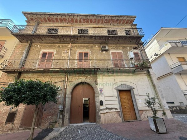 casa indipendente in vendita a Siano