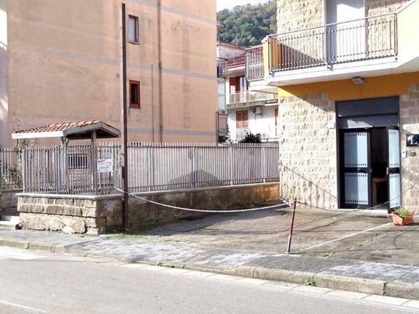 negozio in vendita a Siano